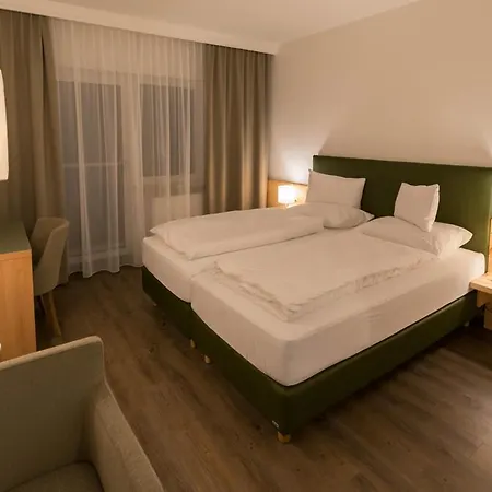 Szálloda Gruenes Tuerl 3*