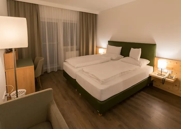 Otel Gruenes Tuerl 3*