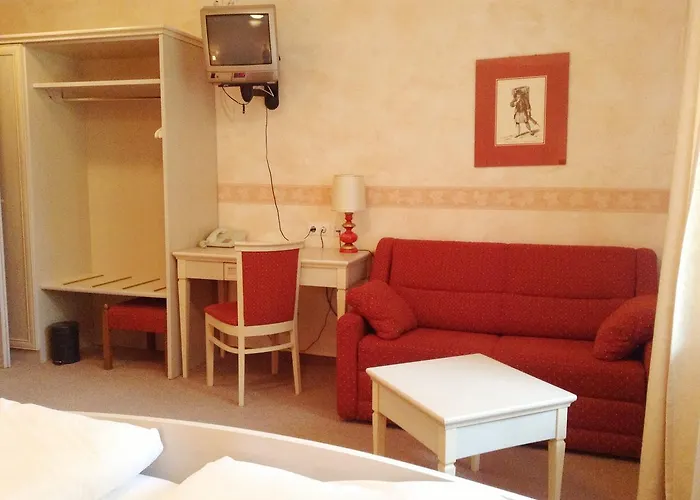 Gruenes Tuerl Bad Schallerbach