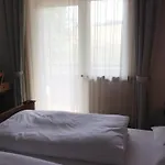 Otel Grünes Türl 3*